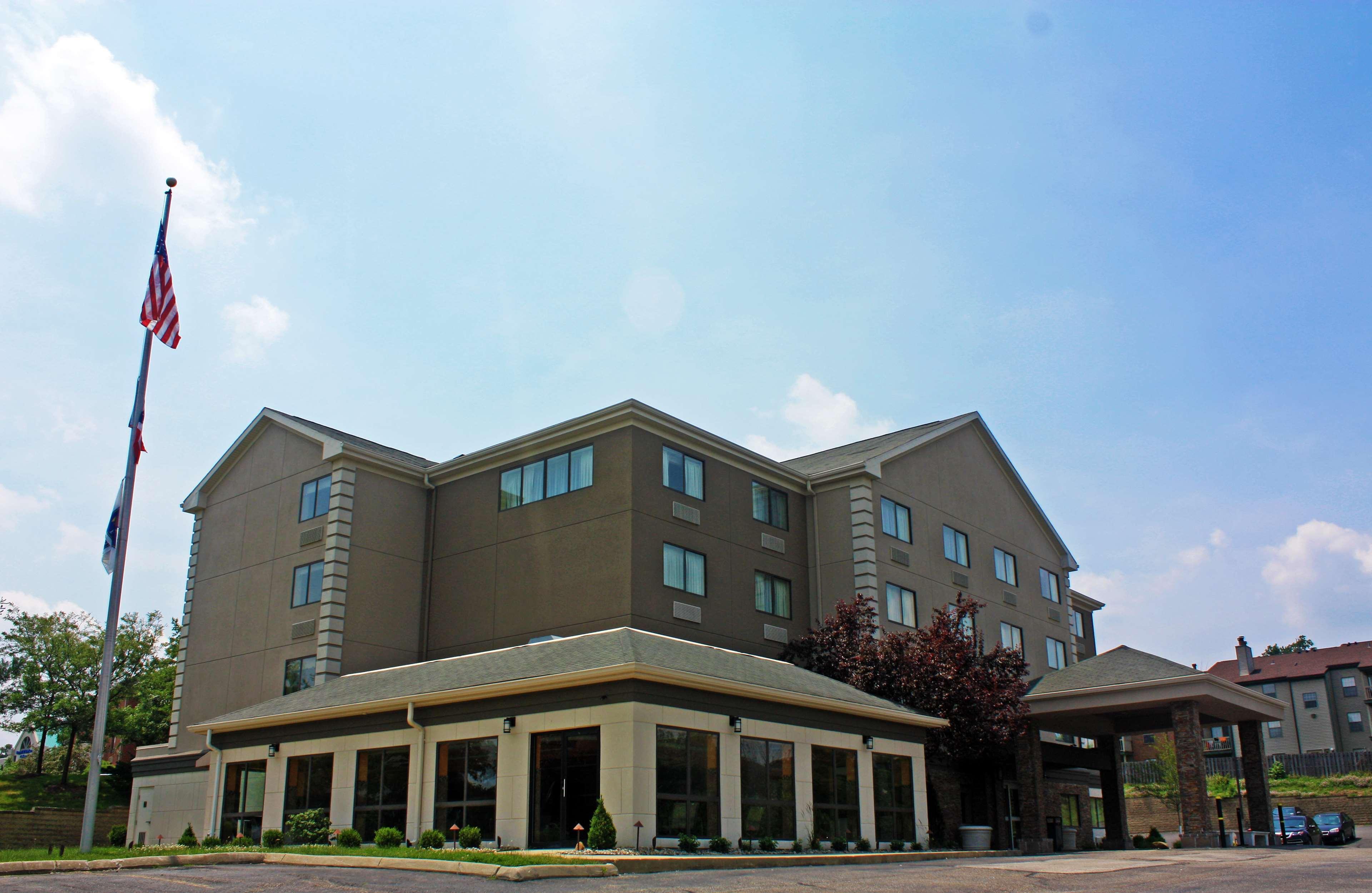 Comfort Inn & Suites Copley Akron Exteriér fotografie