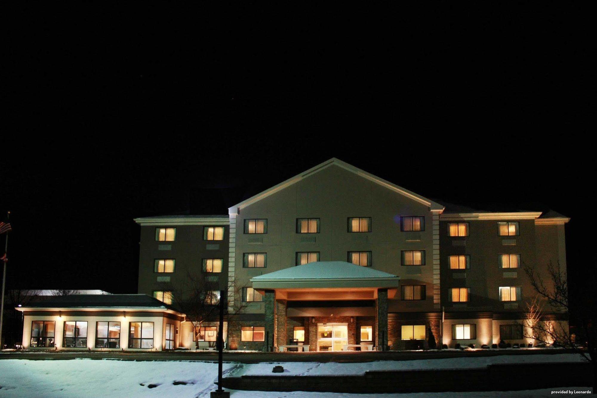 Comfort Inn & Suites Copley Akron Exteriér fotografie