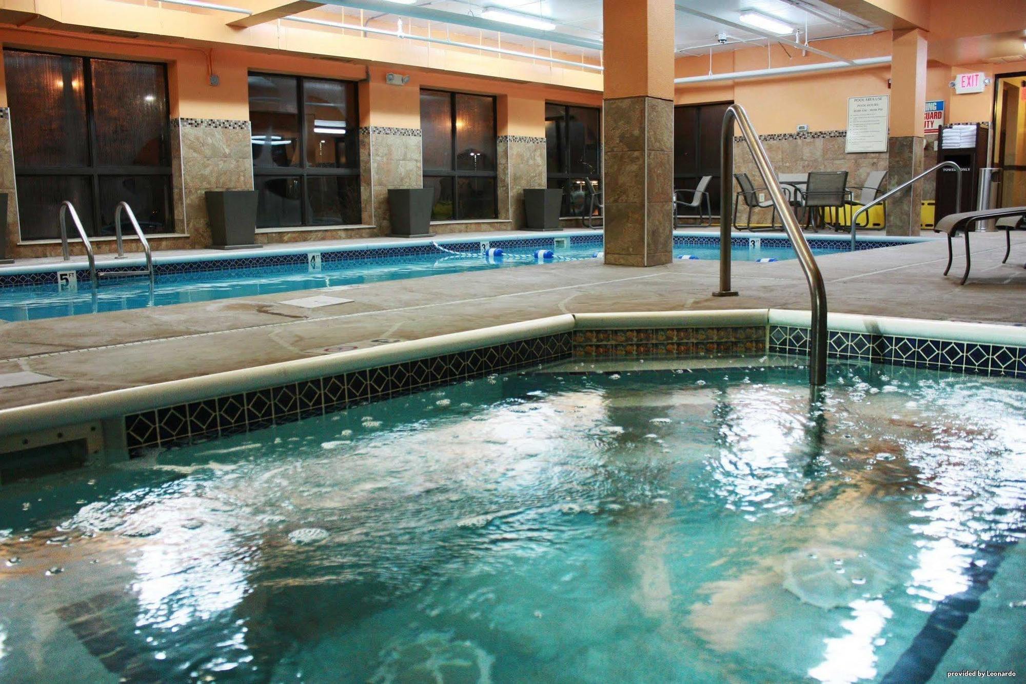 Comfort Inn & Suites Copley Akron Exteriér fotografie